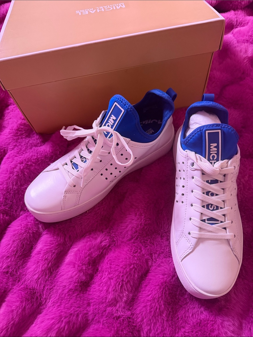 MICHAEL Michael Kors White and Blue Leather Athletic Sneakers